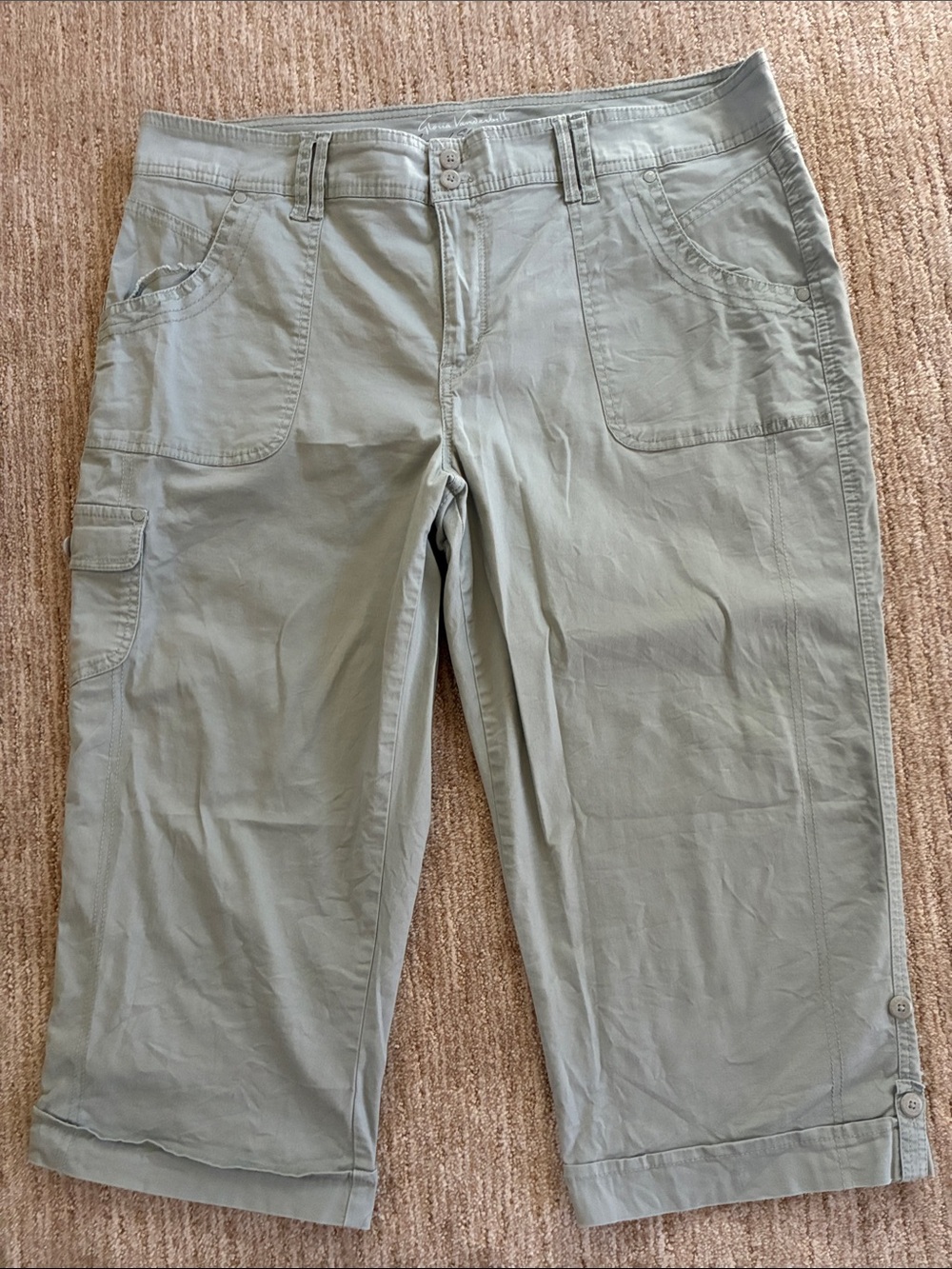 Light Sage Women’s Cargo Crop Pants Gloria Vanderbilt Size 16